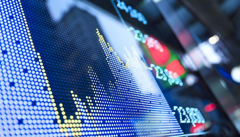 COMEX黄金期货价格跌超1%