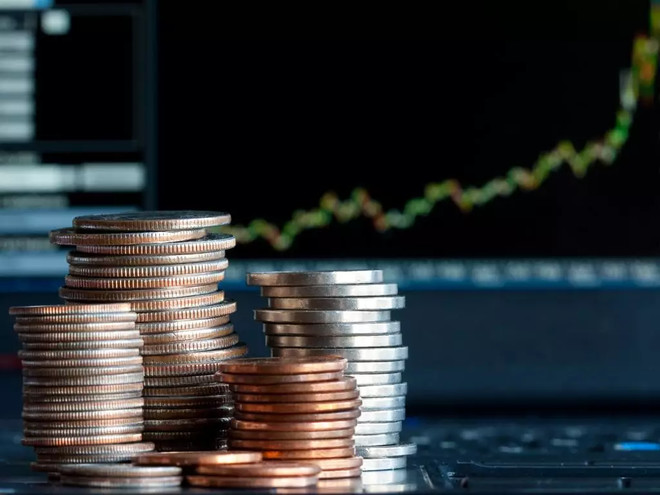 汇添富量化选股混合解聘基金经理吴振翔 王星星接棒